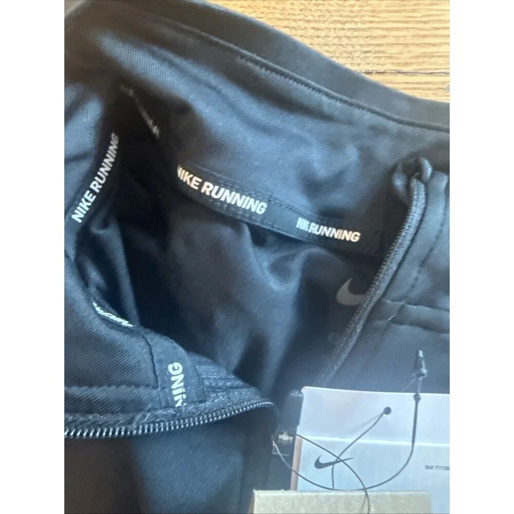 NWT Nike Women's Swift Element Dri-FIT 1/4-Zip Top, Black